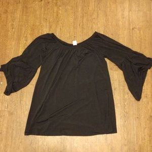 ⭐BOGO⭐ Black Flowy Top